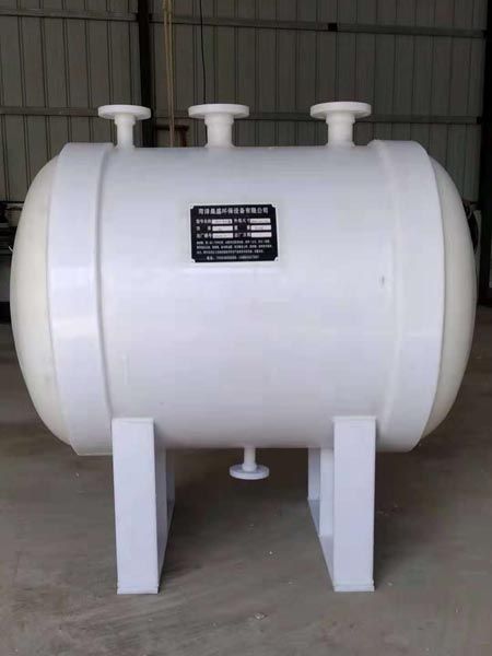 聚丙烯儲罐(臥式）